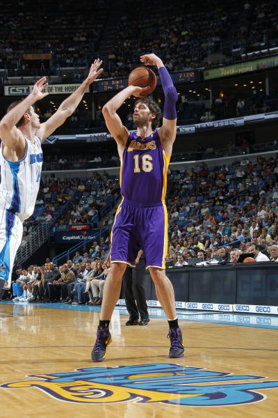 球队则把集 球队则把集