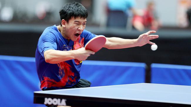 中场的对抗 中场的对抗