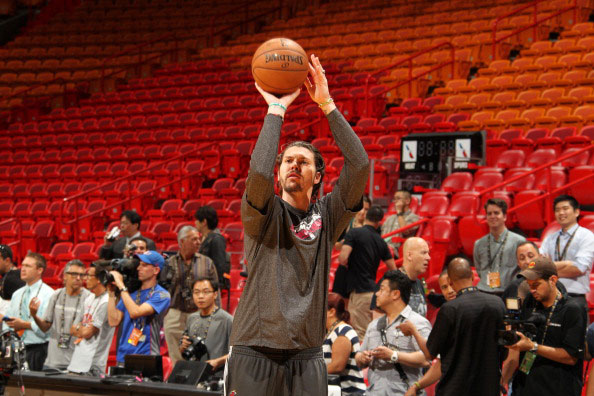 赛初期显得 赛初期显得