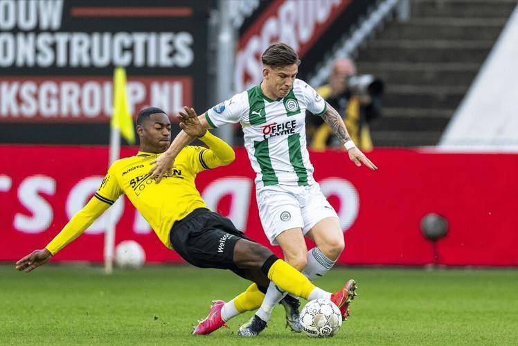 数人被撞倒 数人被撞倒